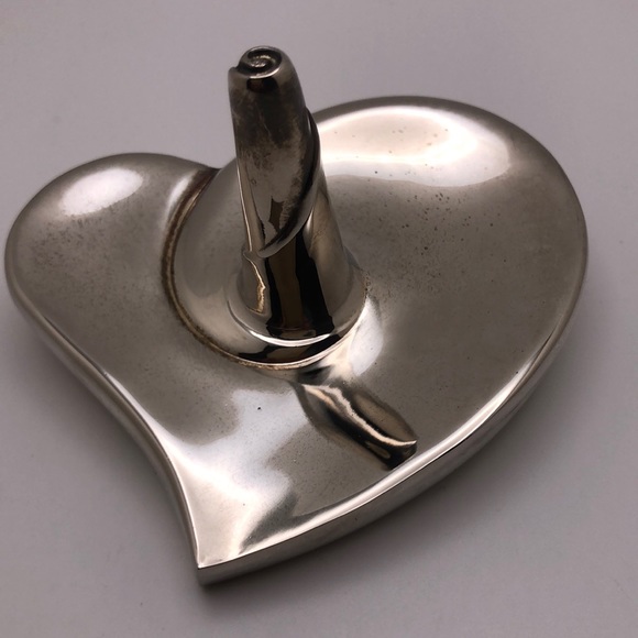Godinger Silver Heart Ring Holder - Picture 1 of 8